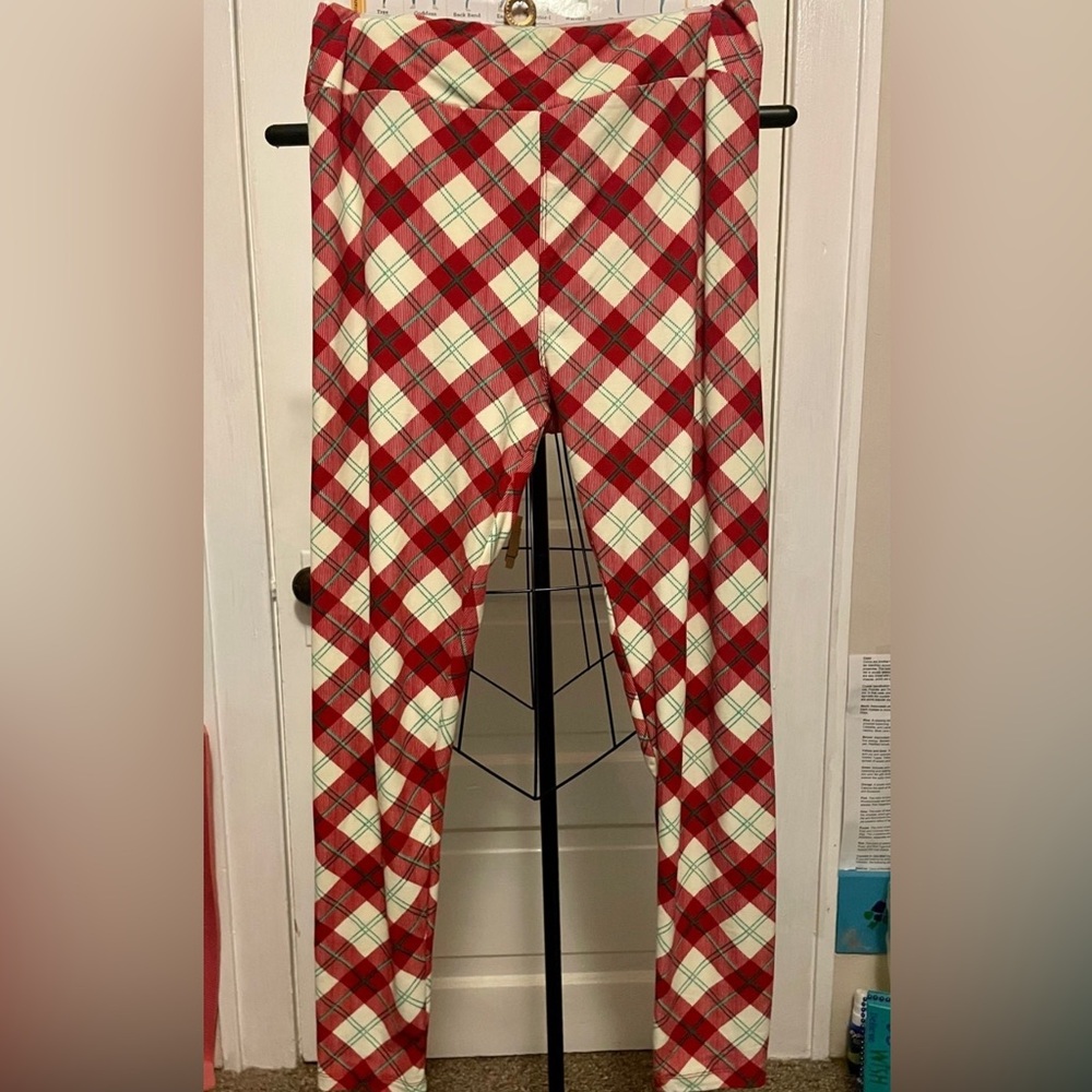 Lularoe TC Plaid Leggings